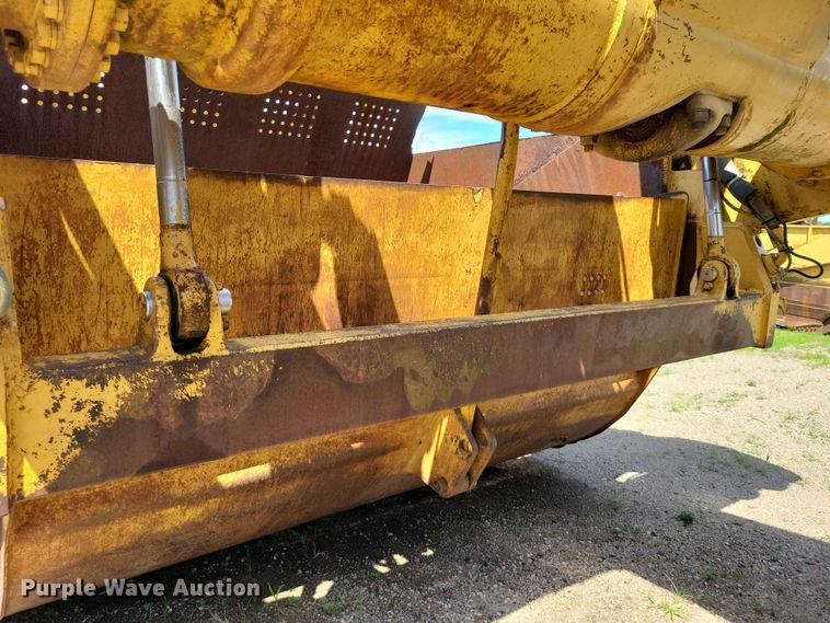 image for item EE1179 1980 Caterpillar 637D conventional scraper 