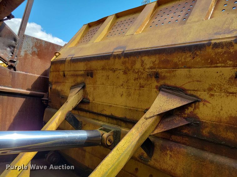 image for item EE1179 1980 Caterpillar 637D conventional scraper 