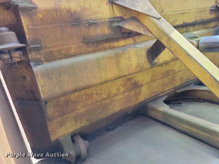 image for item EE1179 1980 Caterpillar 637D conventional scraper 