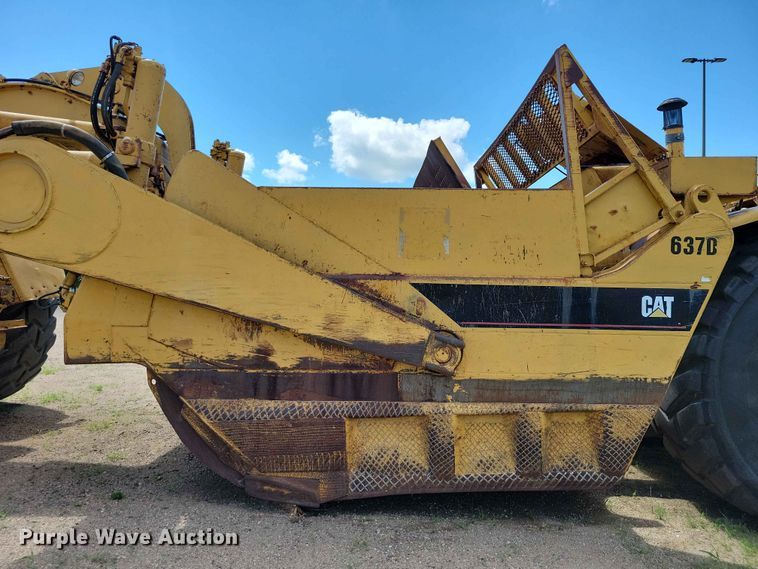 image for item EE1179 1980 Caterpillar 637D conventional scraper 
