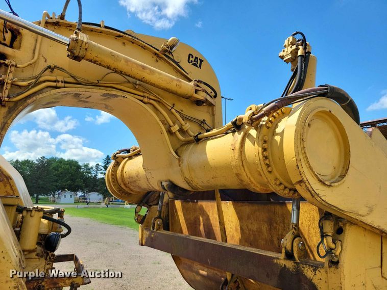 image for item EE1179 1980 Caterpillar 637D conventional scraper 