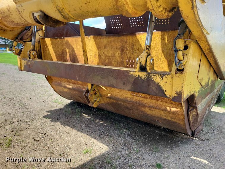 image for item EE1179 1980 Caterpillar 637D conventional scraper 