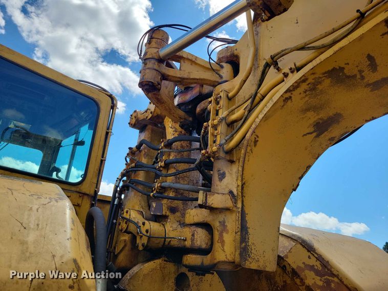 image for item EE1179 1980 Caterpillar 637D conventional scraper 