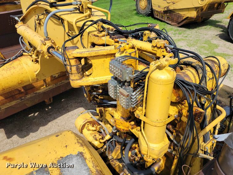 image for item EE1179 1980 Caterpillar 637D conventional scraper 
