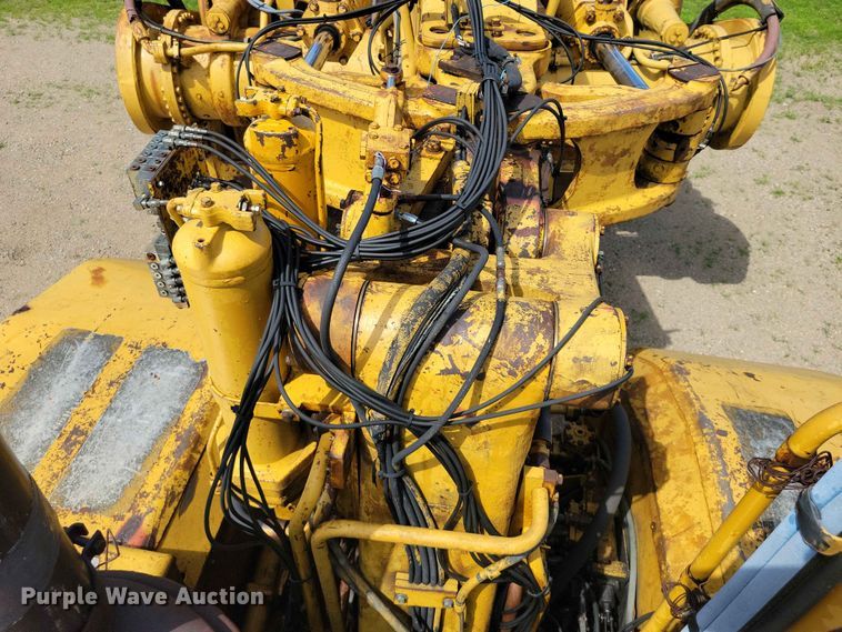 image for item EE1179 1980 Caterpillar 637D conventional scraper 