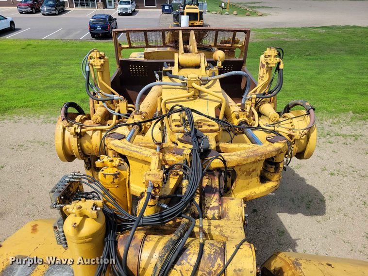 image for item EE1179 1980 Caterpillar 637D conventional scraper 