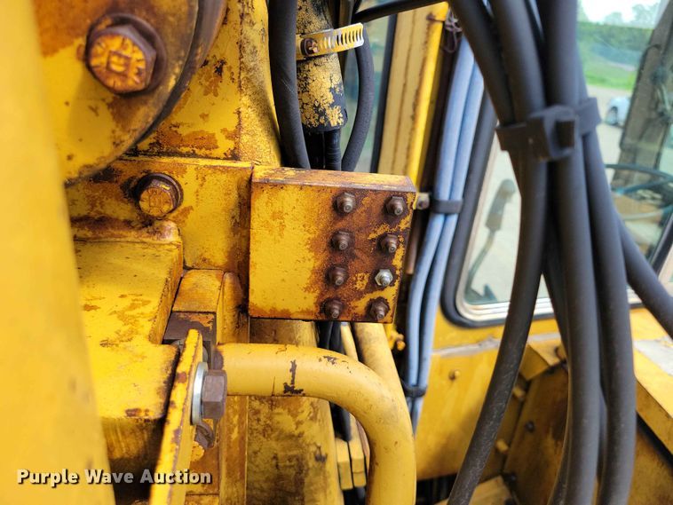 image for item EE1179 1980 Caterpillar 637D conventional scraper 