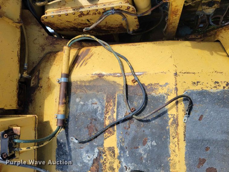 image for item EE1179 1980 Caterpillar 637D conventional scraper 