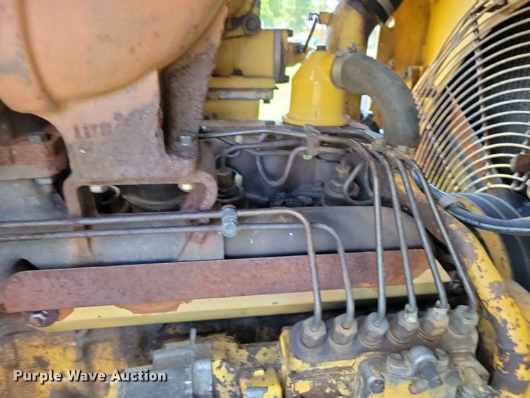 image for item EE1179 1980 Caterpillar 637D conventional scraper 