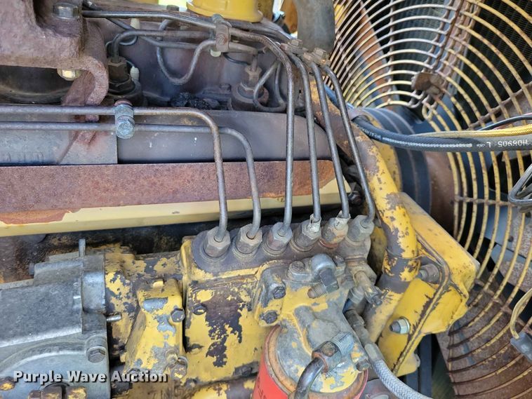 image for item EE1179 1980 Caterpillar 637D conventional scraper 