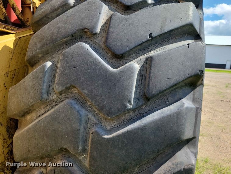 image for item EE1179 1980 Caterpillar 637D conventional scraper 