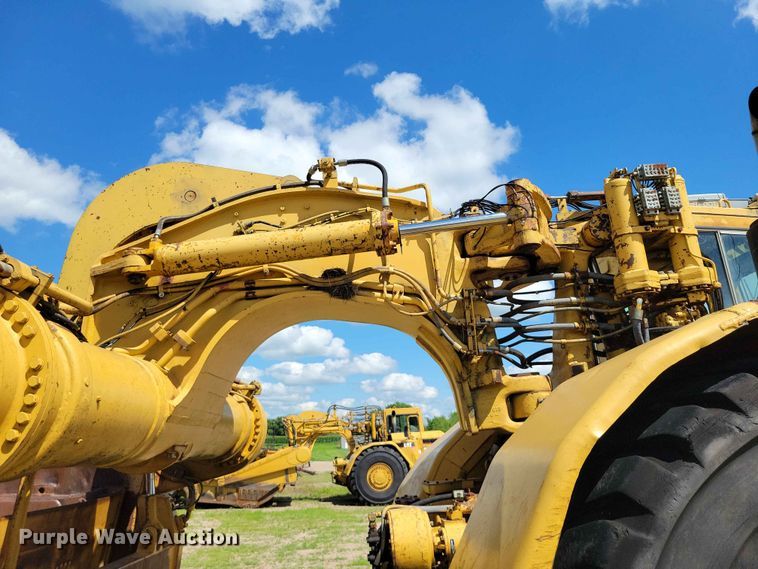 image for item EE1180 1983 Caterpillar 637D conventional scraper 