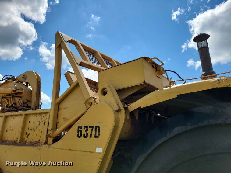 image for item EE1180 1983 Caterpillar 637D conventional scraper 