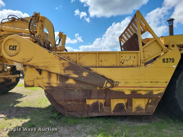 image for item EE1180 1983 Caterpillar 637D conventional scraper 