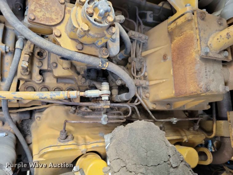 image for item EE1180 1983 Caterpillar 637D conventional scraper 
