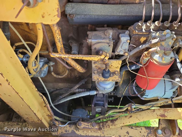 image for item EE1180 1983 Caterpillar 637D conventional scraper 