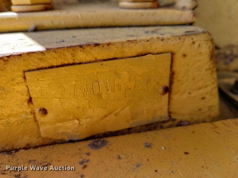 image for item EE1180 1983 Caterpillar 637D conventional scraper 