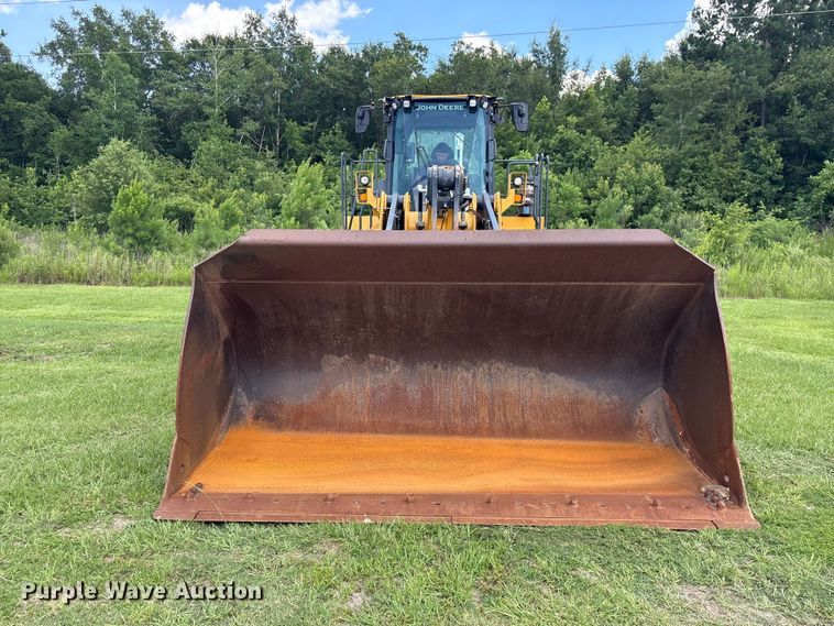 image for item EF1262 2020 John Deere 744L wheel loader
