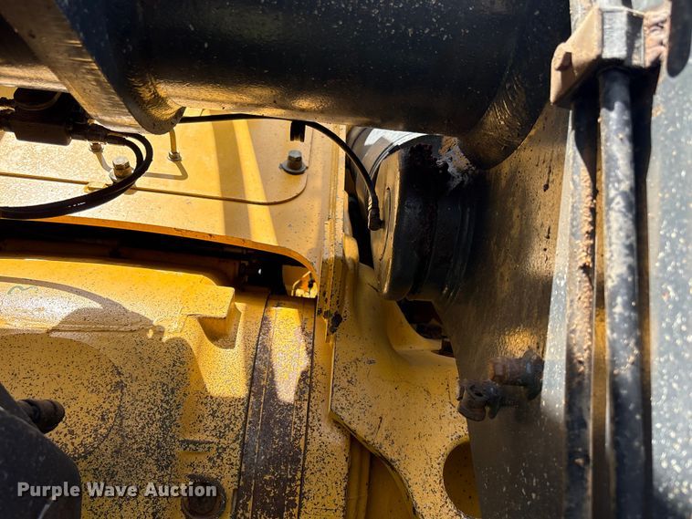 image for item EF1262 2020 John Deere 744L wheel loader