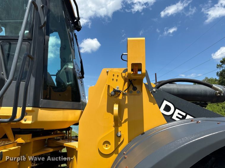 image for item EF1262 2020 John Deere 744L wheel loader