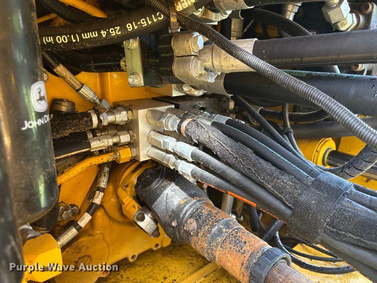image for item EF1262 2020 John Deere 744L wheel loader