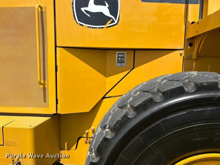 image for item EF1262 2020 John Deere 744L wheel loader