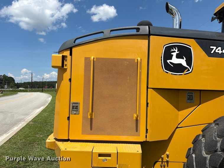 image for item EF1262 2020 John Deere 744L wheel loader