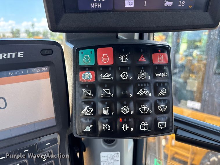 image for item EF1262 2020 John Deere 744L wheel loader