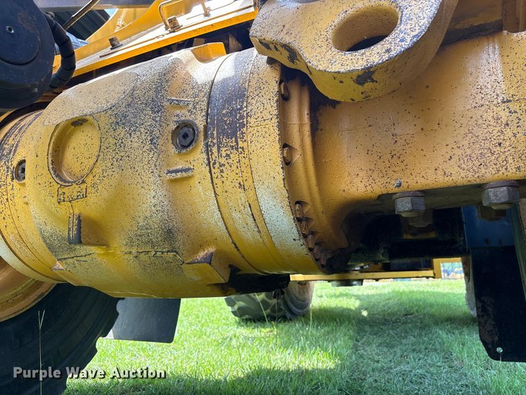image for item EF1262 2020 John Deere 744L wheel loader