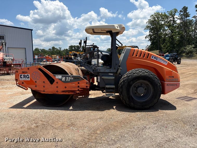 image for item EF1267 2015 HAMM H11IX single drum vibratory roller
