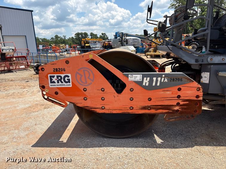 image for item EF1267 2015 HAMM H11IX single drum vibratory roller