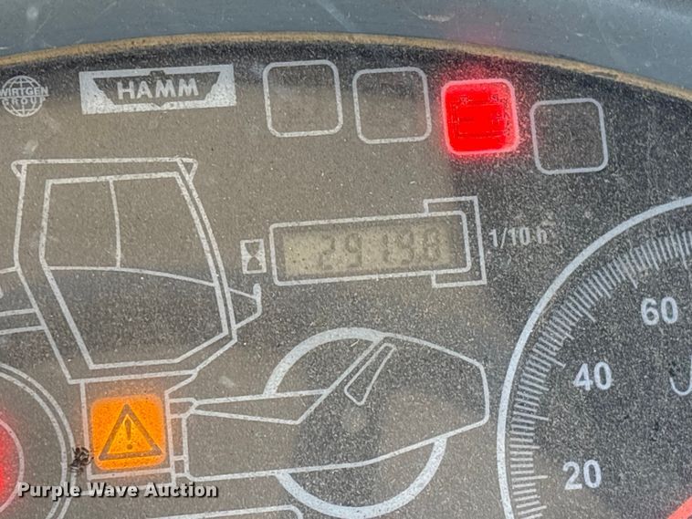 image for item EF1267 2015 HAMM H11IX single drum vibratory roller