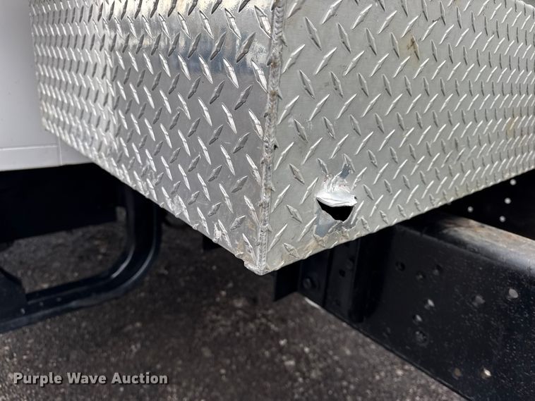 image for item EG8837 1991 International 4600 utility / service truck