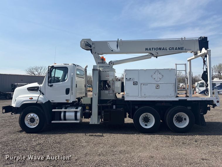image for item EG8873 2013 Freightliner 114SD crane truck