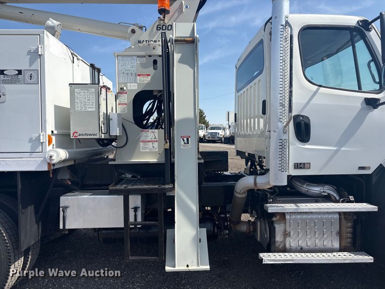 image for item EG8873 2013 Freightliner 114SD crane truck