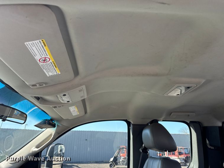 image for item EG8883 2013 Chevrolet 3500HD Ext. Cab utility bed pickup truck