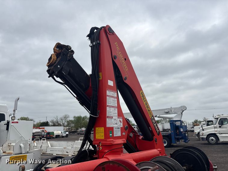 image for item EG8929 2012 Freightliner Business Class M2 Ext. Cab crane truck