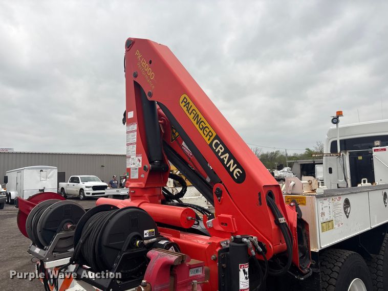 image for item EG8929 2012 Freightliner Business Class M2 Ext. Cab crane truck