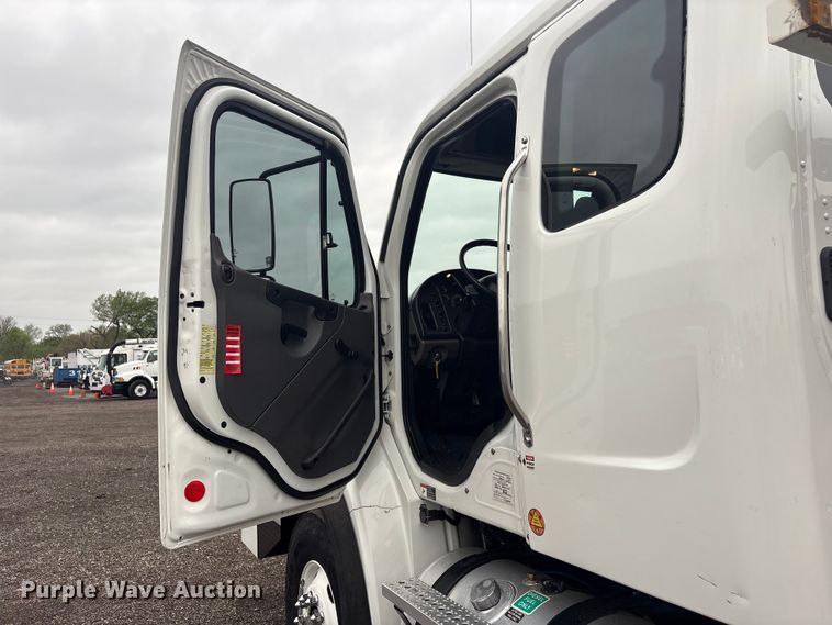 image for item EG8929 2012 Freightliner Business Class M2 Ext. Cab crane truck