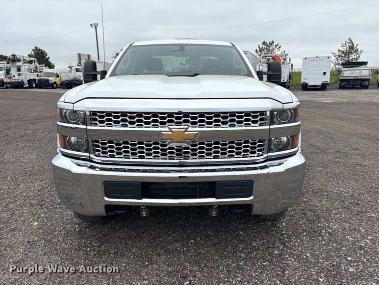 image for item EG9005 2019 Chevrolet 2500HD Ext. Cab utility bed pickup truck