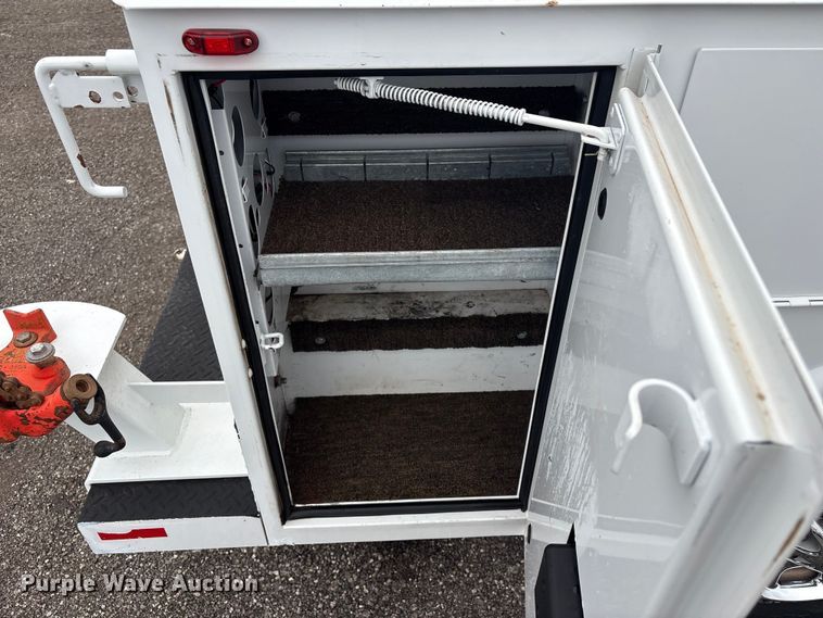 image for item EG9005 2019 Chevrolet 2500HD Ext. Cab utility bed pickup truck