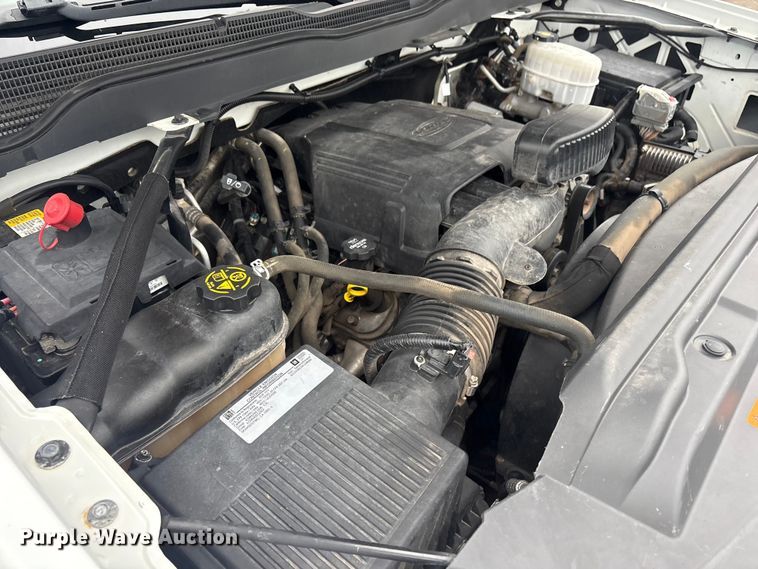 image for item EG9005 2019 Chevrolet 2500HD Ext. Cab utility bed pickup truck