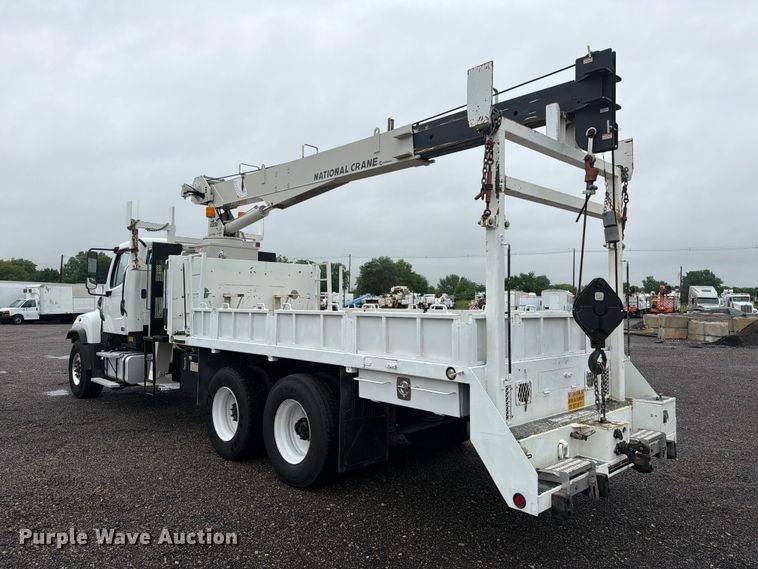image for item EG9239 2012 Freightliner 114SD crane truck