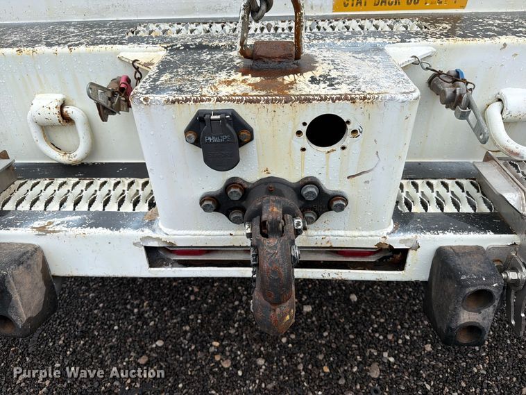 image for item EG9239 2012 Freightliner 114SD crane truck