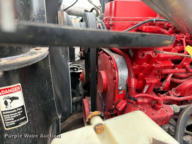 image for item EG9239 2012 Freightliner 114SD crane truck