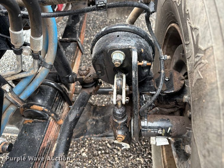 image for item EG9239 2012 Freightliner 114SD crane truck