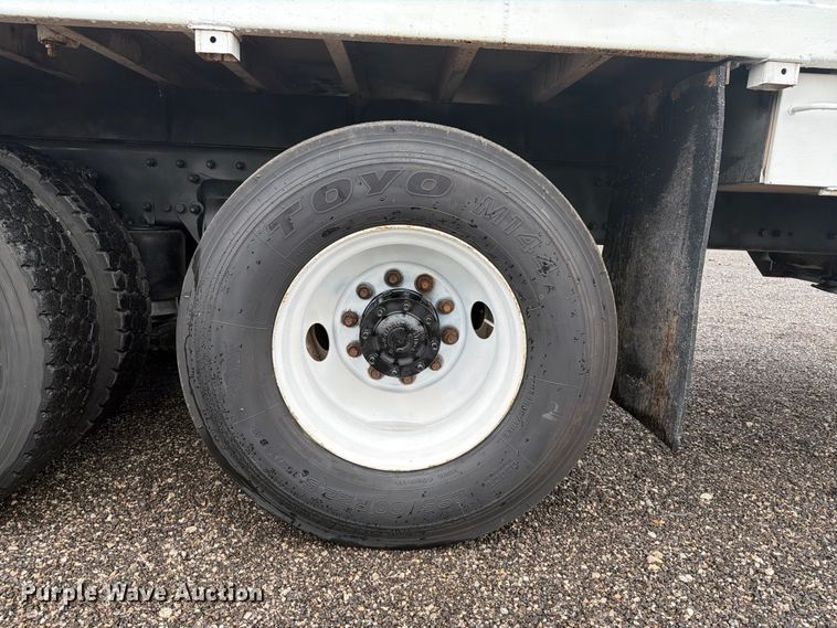 image for item EG9239 2012 Freightliner 114SD crane truck