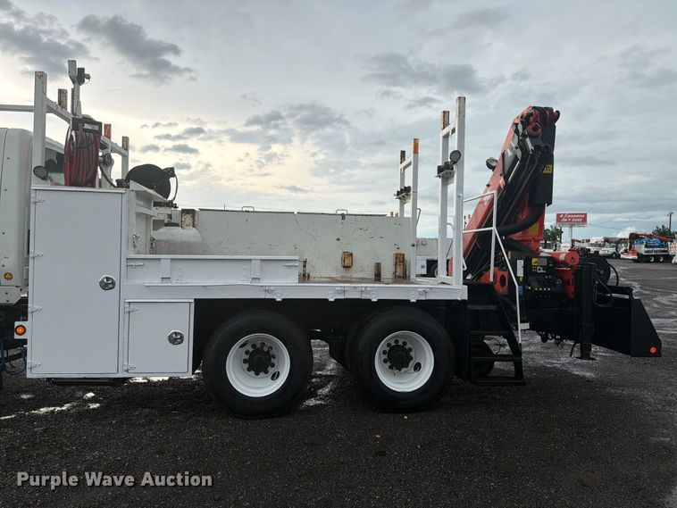 image for item EG9244 2011 International 7600 Crew Cab crane truck