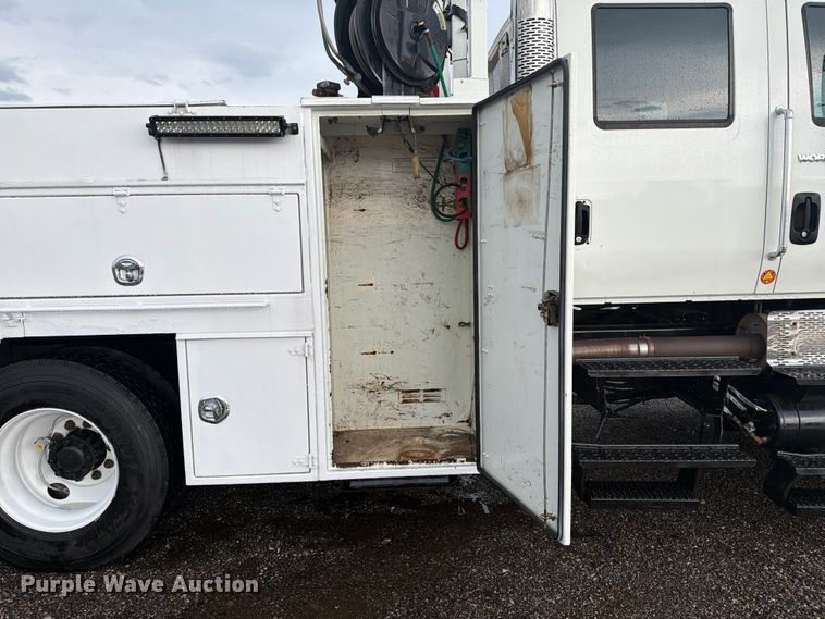 image for item EG9244 2011 International 7600 Crew Cab crane truck
