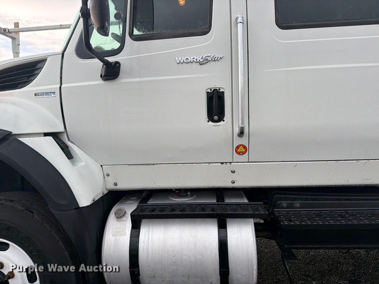 image for item EG9244 2011 International 7600 Crew Cab crane truck
